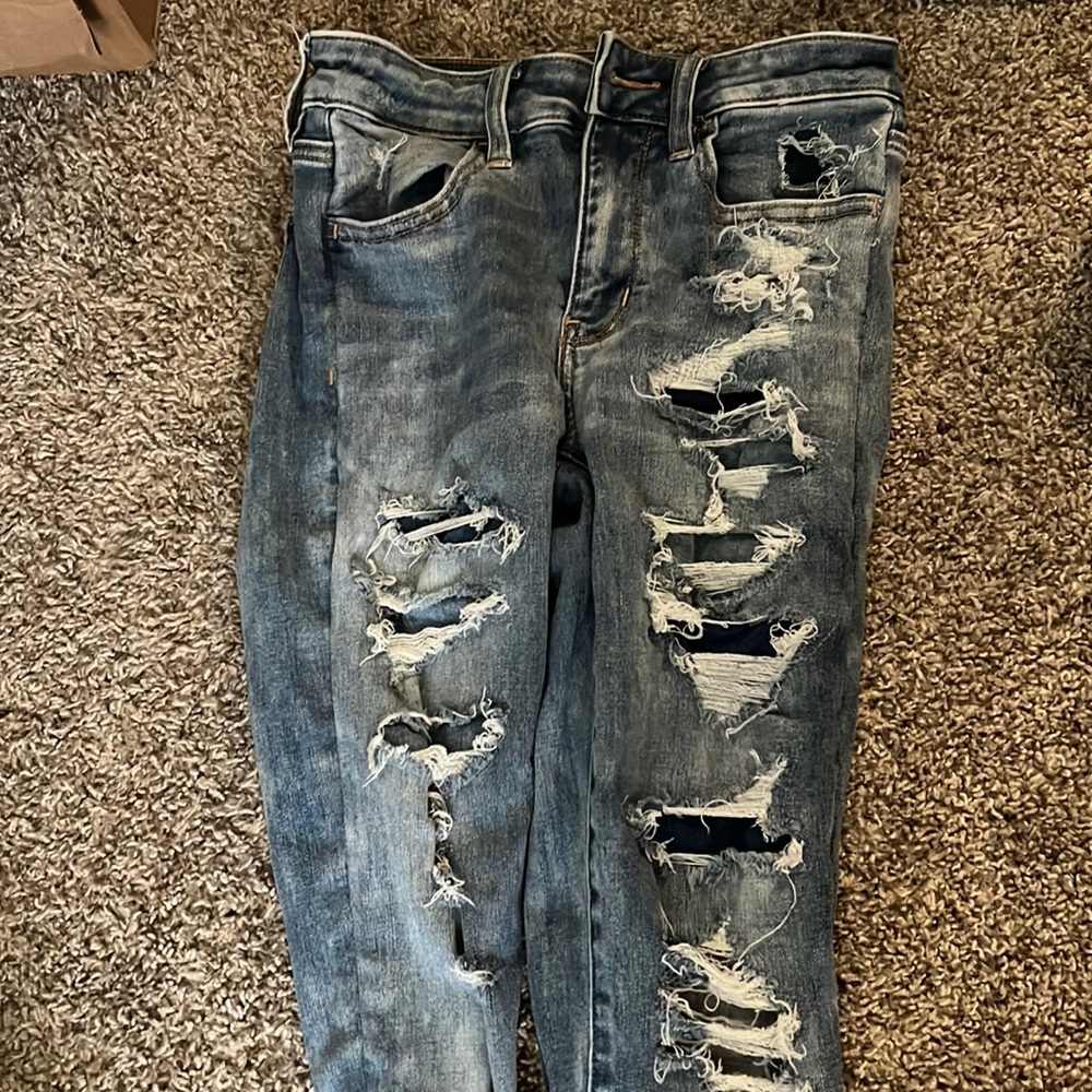 Ripped skills American eagle jeans